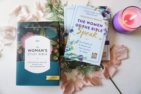 The Women of the Bible Speak Premium Bundle Online