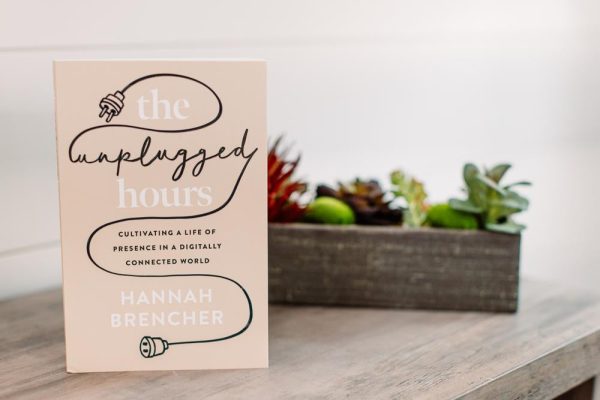 The Unplugged Hours: Cultivating a Life of Presence in a Digitally Connected World Online Hot Sale